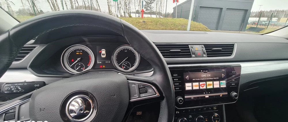Skoda Superb cena 89990 przebieg: 61000, rok produkcji 2020 z Słupsk małe 67